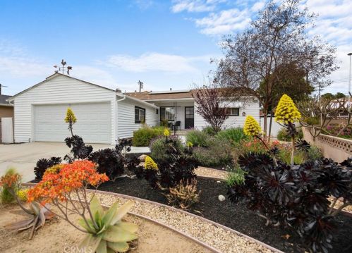 15919 Norcrest Dr, Whittier, CA 90604-3545