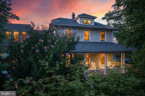 2805 7th St, Arlington, VA 22201-2013
