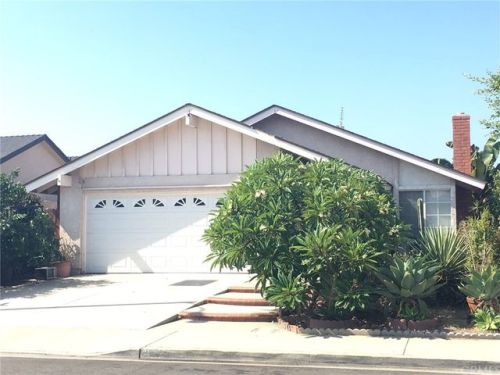 4622 Ranchgrove Dr, Irvine, CA 92604-2318