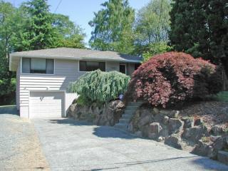 11401 30th Pl, Seattle, WA 98146-3465