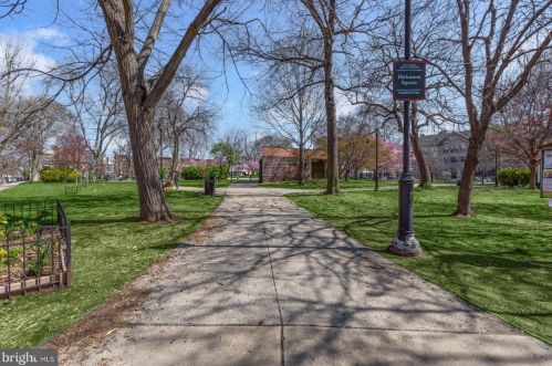 1701 4th St, Philadelphia PA 19148-1898 exterior