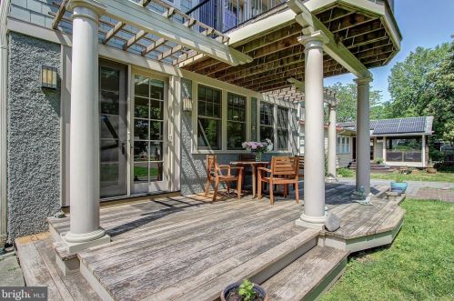 7105 Sycamore Ave, Silver Spring MD 20912-4634 exterior