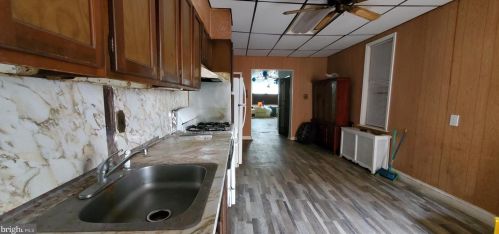 813 Jackson St, Philadelphia PA  19148-3107 exterior