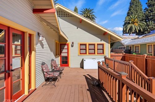 3892 Linwood Pl, Riverside CA  92506-1889 exterior