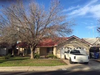 1443 Locust Ave, Clovis, CA 93611-7319