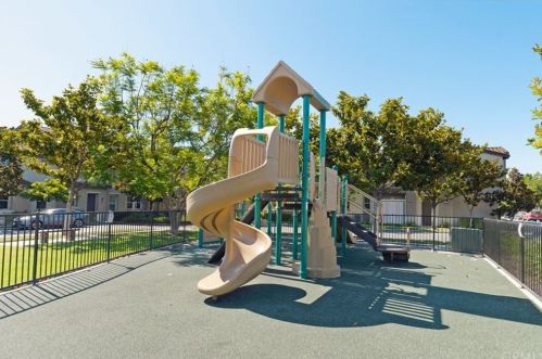 2744 Madison Cir, Anaheim CA  92801-4997 exterior