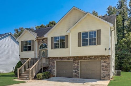 2017 Owens Trl, Rex, GA 30273-1079