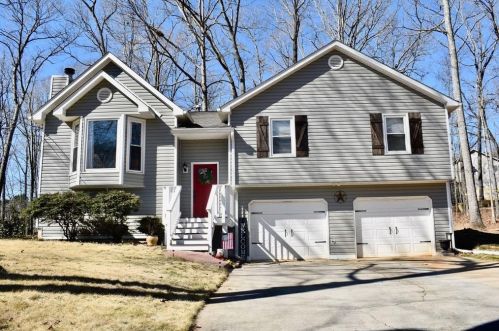 136 Elizabeth Pl, Hiram, GA 30141-5607