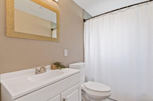 11936 Virginia Pl, Aurora CO  80012-2261 exterior