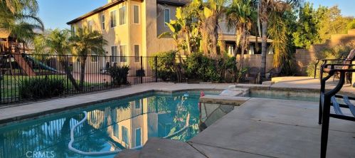 4847 Ridge Point Way, Riverside CA  92509-5448 exterior