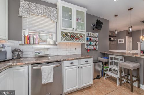 2947 Juniper St, Philadelphia PA  19148-4950 exterior