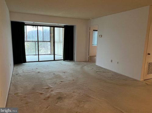 15101 Interlachen Dr, Silver Spring MD 20906-5601 exterior