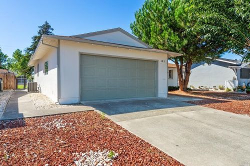 181 Glacier Cir, Vacaville, CA 95687-3413