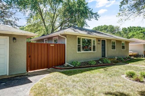 5142 Eastwood Rd, Saint Paul MN  55112-4804 exterior