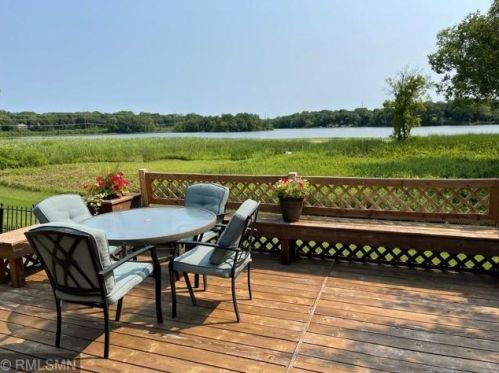150 Holly Ln, Minneapolis, MN 55447-3548