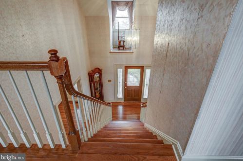 2045 Rockvale Rd, Lancaster PA  17602-1405 exterior