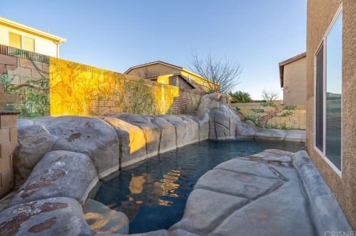 42234 Marbella St, Lancaster CA 93536 exterior