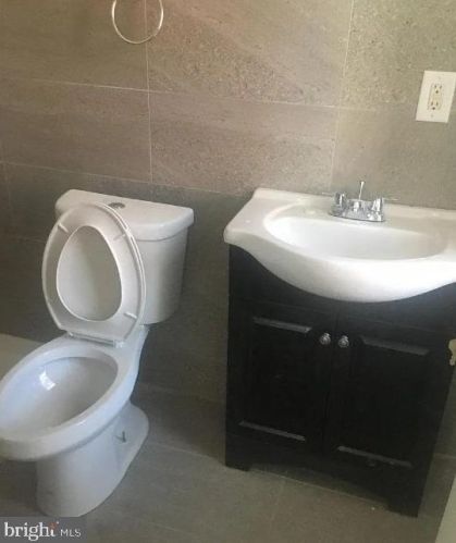 2012 19 St, Philadelphia PA 19145-2813 exterior