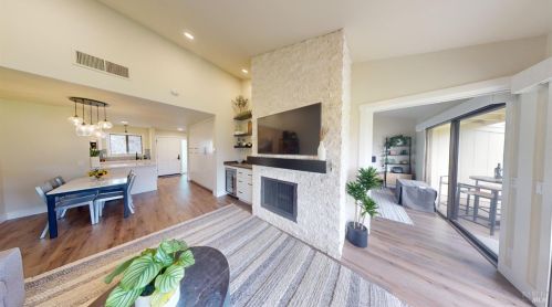 779 Cottage Dr, Fairfield CA  94558-1247 exterior