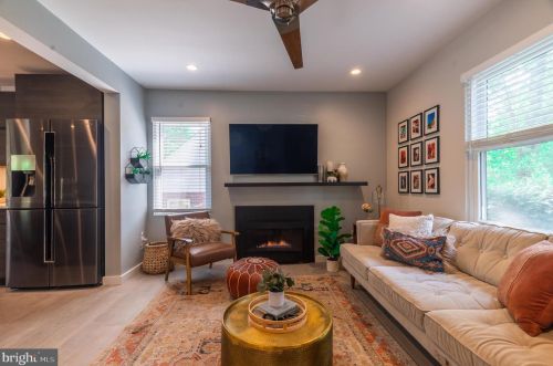 9907 Markham St, Silver Spring MD 20901-2233 exterior