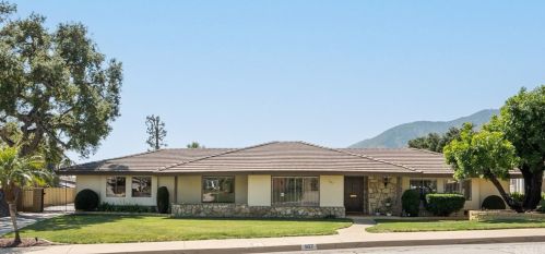 927 Fawn Springs Ln, Glendora, CA 91741-2315
