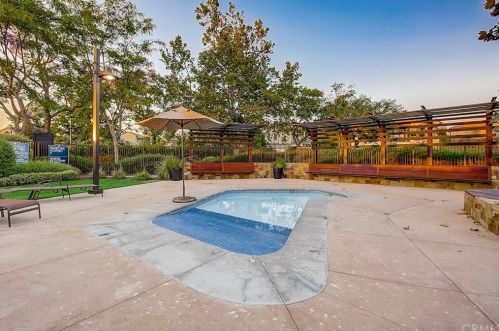 225 Wicker, Irvine CA  92618-1170 exterior