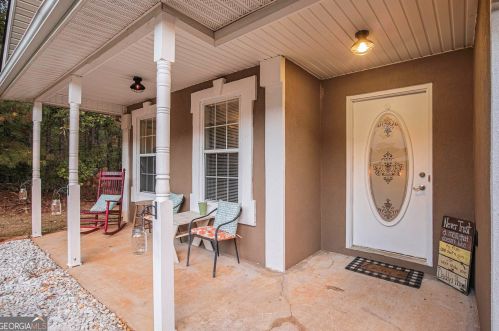 225 Huntington St, Porterdale, GA 30016-7283