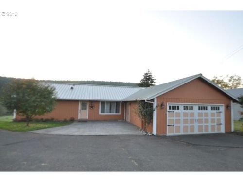 75441 Lost Creek Rd, Westport, OR 97016-2525