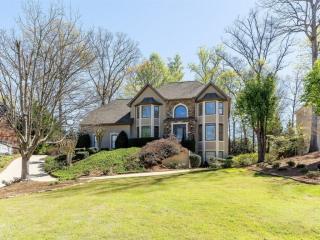 3520 Mooregate Dr, Marietta, GA 30062-5917