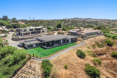 7663 Corto Rd, Anaheim CA  92808-1348 exterior