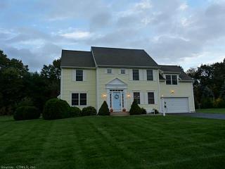 10 Massaco Ln, Granby, CT 06035-1131