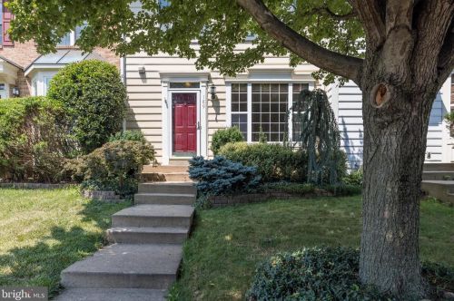 189 Connery Ter, Leesburg, VA 20175-5081