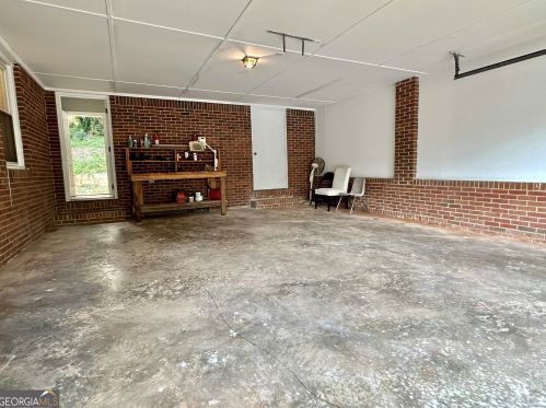 1196 Burbank Trl, Morrow, GA 30260-1002