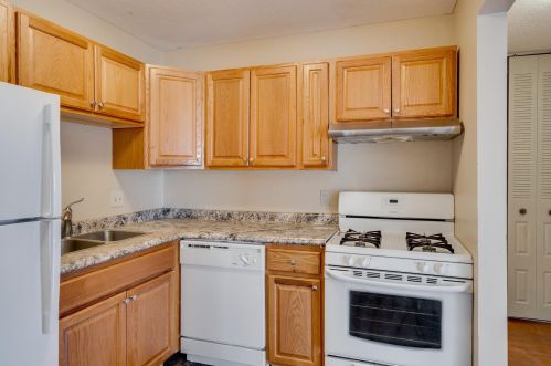 7340 72nd Ln, Minneapolis, MN 55428-1642