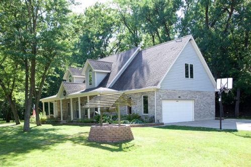 32760 Deer Ridge Dr, Lorenzo, IL 60481-8738