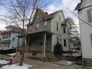 323 Broad St, Nazareth, PA 18064-2804