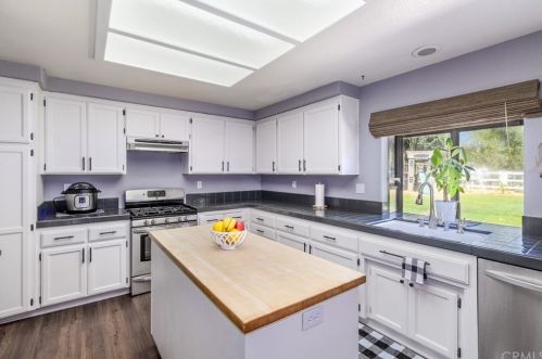16113 Spangler Peak Rd, Ramona, CA 92065-4238