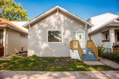8519 Aberdeen St, Chicago, IL 60620-3316