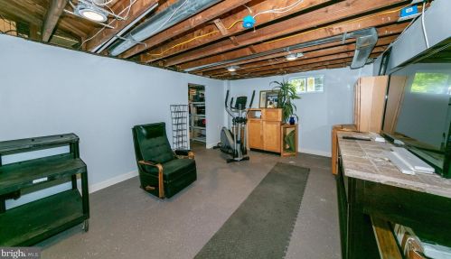 170 Upper Fry Rd, Trenton NJ 08628-2728 exterior