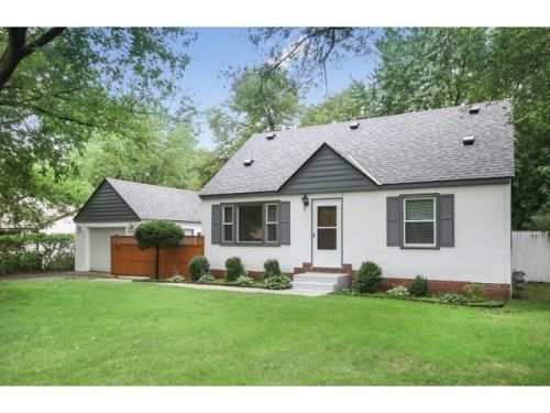 7570 Van Buren St, Minneapolis, MN 55432-3444