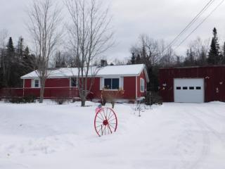726 Valley Rd, Randolph, NH 03593-5255