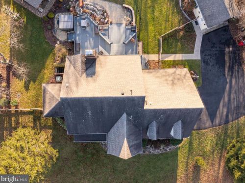 874 Pheasant Hill Rd, Summit Point WV  25446-3634 exterior