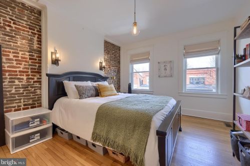 620 Pine St, Lancaster PA  17603-2824 exterior