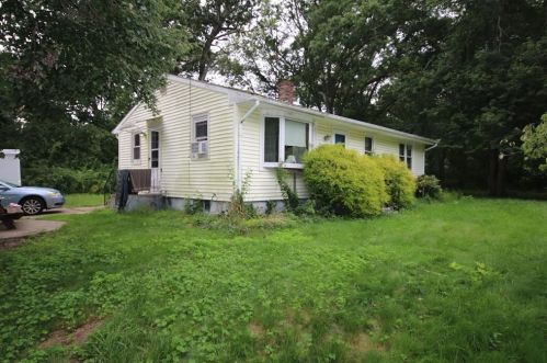 1308 Boston Neck Rd, South Kingstown, RI 02874-2326