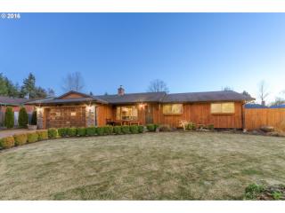 101 11th St, Battle Ground, WA 98604-8309