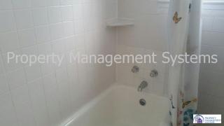 2924 Griffith St, San Francisco CA  94124-3722 exterior