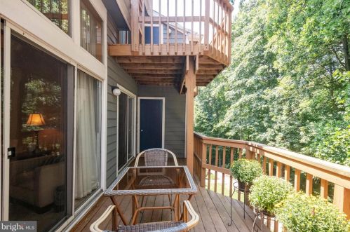 9461 Hickory Limb, Columbia MD  21045-5262 exterior