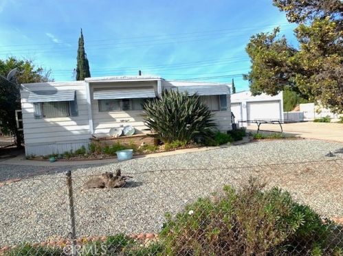 58 Bond Dr, Perris, CA 92570-1775