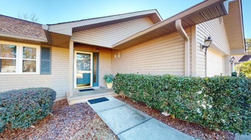 328 Mulberry Ln, Mc Cormick, SC 29835-3329