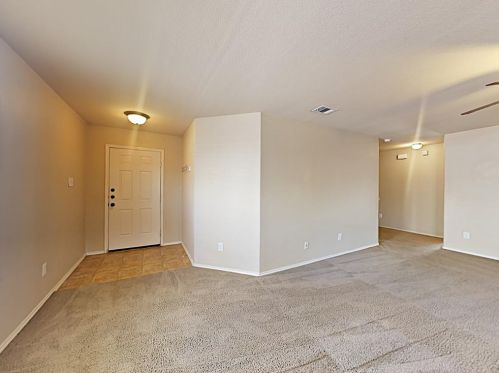 7028 Derbyshire Dr, Fort Worth TX  76137-6651 exterior